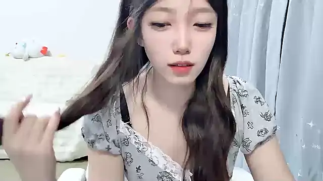 yuyayayu's cam snapshot