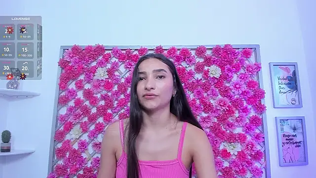 hannah_miller_1's cam snapshot