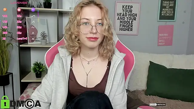 InfernoMia's cam snapshot