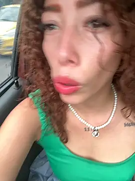 roxyrougee's cam snapshot