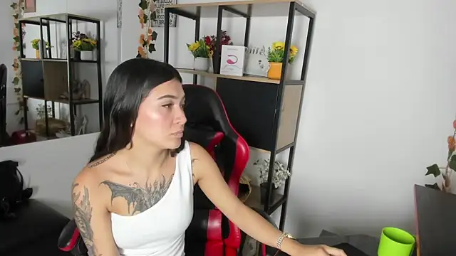 MiaFox_03's cam snapshot