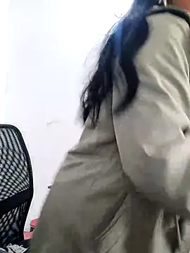 Luianna's cam snapshot