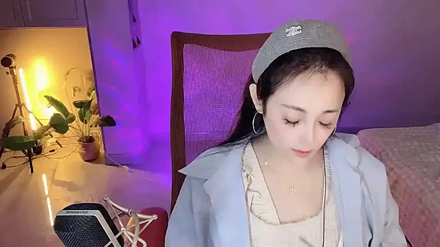 Daisy-77's cam snapshot