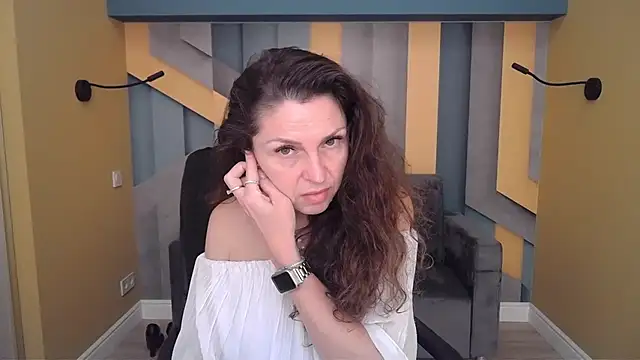 EllaLong's cam snapshot