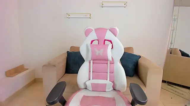 april_smiith's cam snapshot