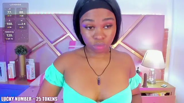 SophieSinclair's cam snapshot