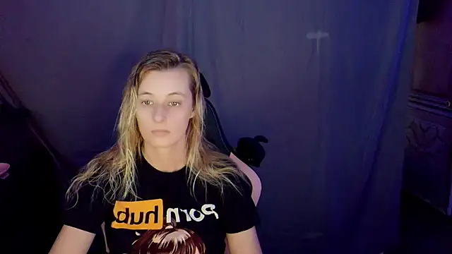 YourSecretGF963's cam snapshot