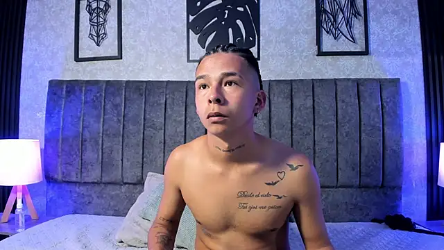 bliinkii_and_luka_'s cam snapshot