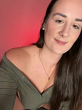 EllaMae live sex cam