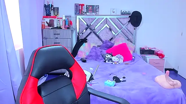 Luna_Analya's cam snapshot