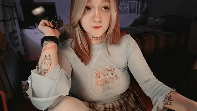 raingurl's cam snapshot