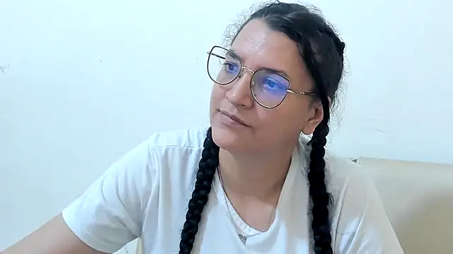 MARILYN_GARCIA's cam snapshot