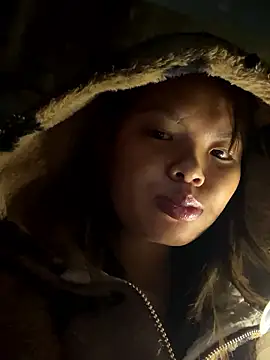 hello-cute's cam snapshot