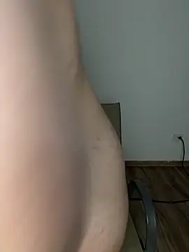 Lucy_doll22's cam snapshot