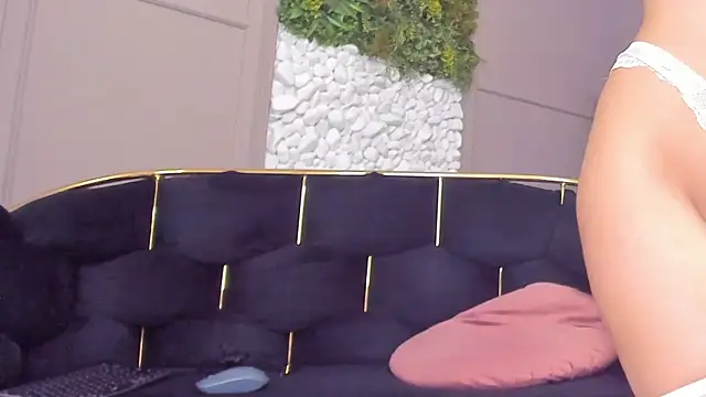 Deliciouslips live sex cam