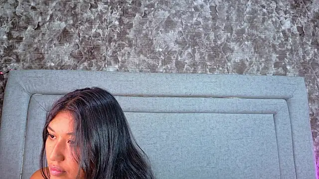 SharaRous's cam snapshot