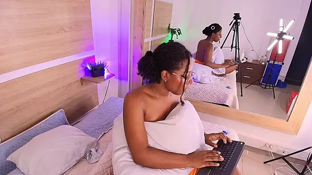 ValeryCortezm's cam snapshot