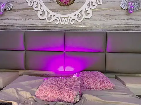 Little_Mayy's cam snapshot