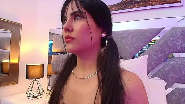 Daniela_Martinez_'s cam snapshot