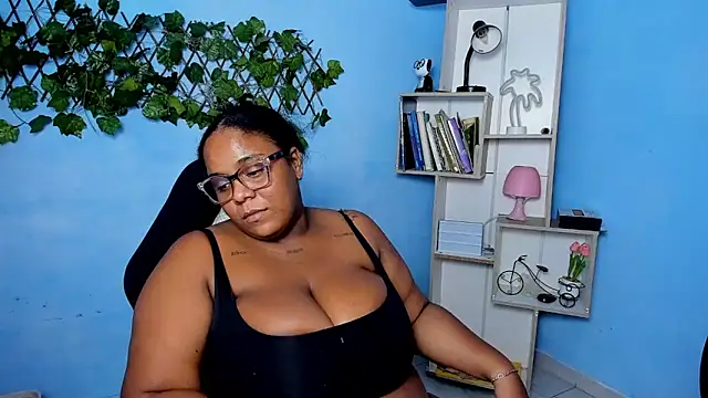 bbw_charlote's cam snapshot