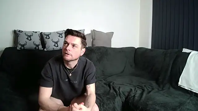 twotwinkhusbandss live sex cam