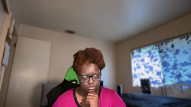 -Yagurlwest's cam snapshot