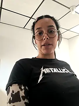 Annya-sweet live sex cam