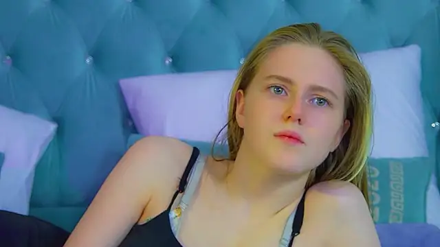 LexiBookwell's cam snapshot