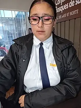 Cute_Penelope's cam snapshot