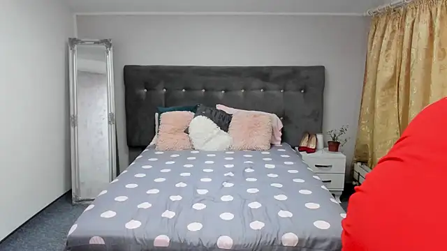 IlariaKent's cam snapshot