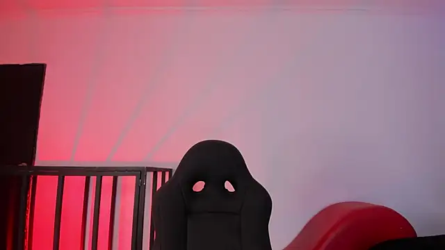 AmberiniHoffman's cam snapshot