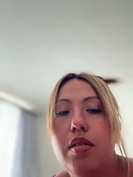 VIOLETA-25_'s cam snapshot