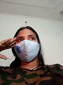 HotAishaa's cam snapshot