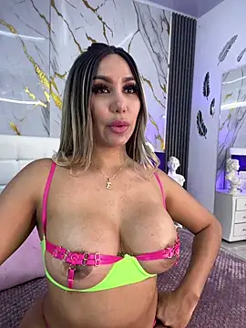 EmilyLeah_'s cam snapshot