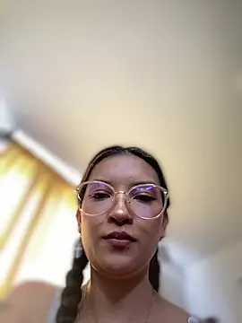 baby_lizy's cam snapshot