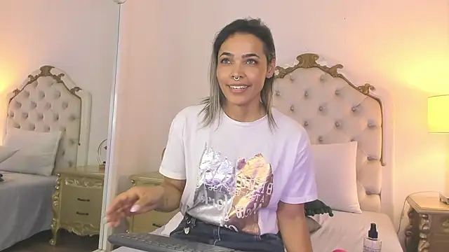 lexa_25_'s cam snapshot