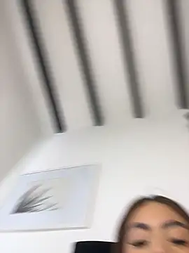 MayaMoanXXX's cam snapshot