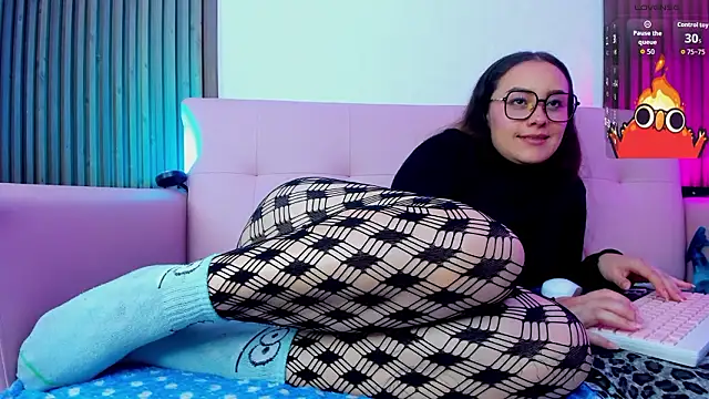 MAGIC_VERA's cam snapshot