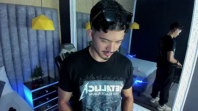 NicolaiKarav's cam snapshot