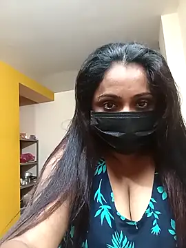 queendivya's cam snapshot