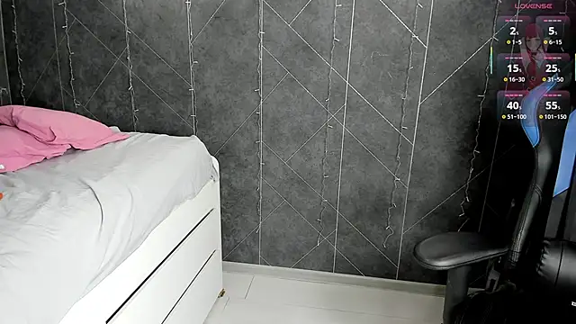 Red_FoxGirl's cam snapshot