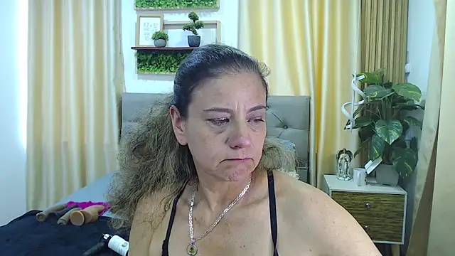 sasi_luna's cam snapshot