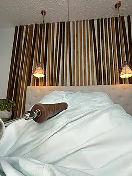 valerie_lya live sex cam