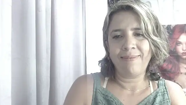 Victoria_meester's cam snapshot