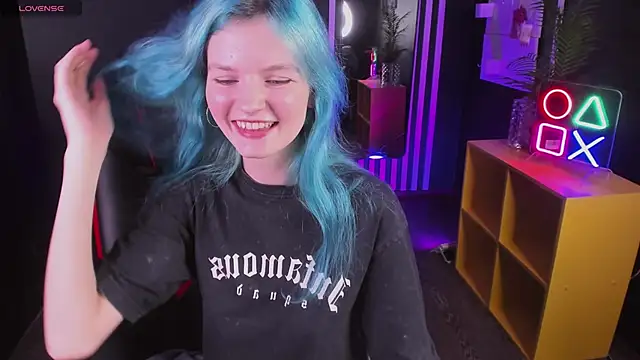 Lika_Sky's cam snapshot