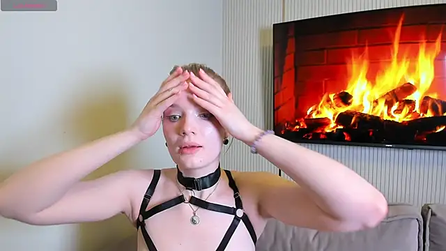 effieelfy's cam snapshot