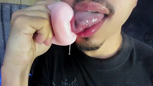 NicolaiKarav's cam snapshot