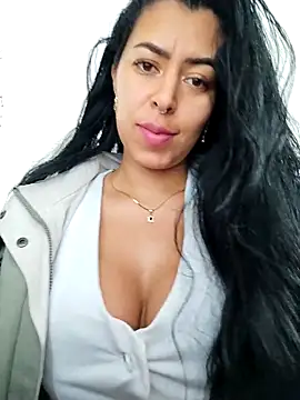 Luianna's cam snapshot