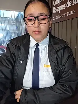 Cute_Penelope's cam snapshot