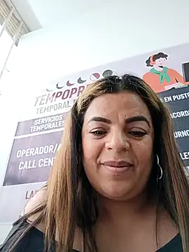 Mia-Glow's cam snapshot